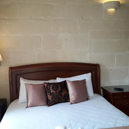 Bed & Breakfast Townhouse Boutique And Restaurant San Lawrenz