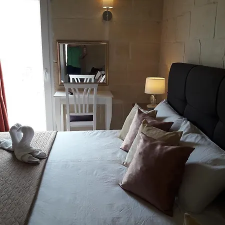 Townhouse Boutique And Restaurant Bed & Breakfast