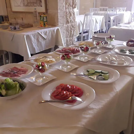 Townhouse Boutique And Restaurant Bed & Breakfast San Lawrenz