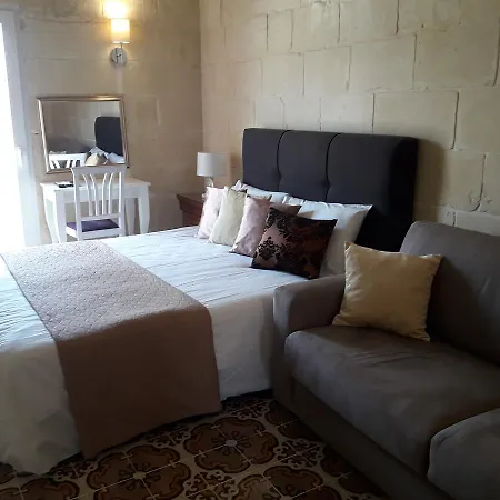 Townhouse Boutique And Restaurant Bed & Breakfast San Lawrenz