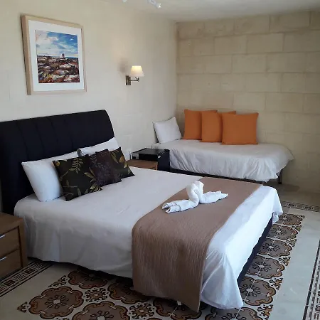 Bed & Breakfast Townhouse Boutique And Restaurant San Lawrenz